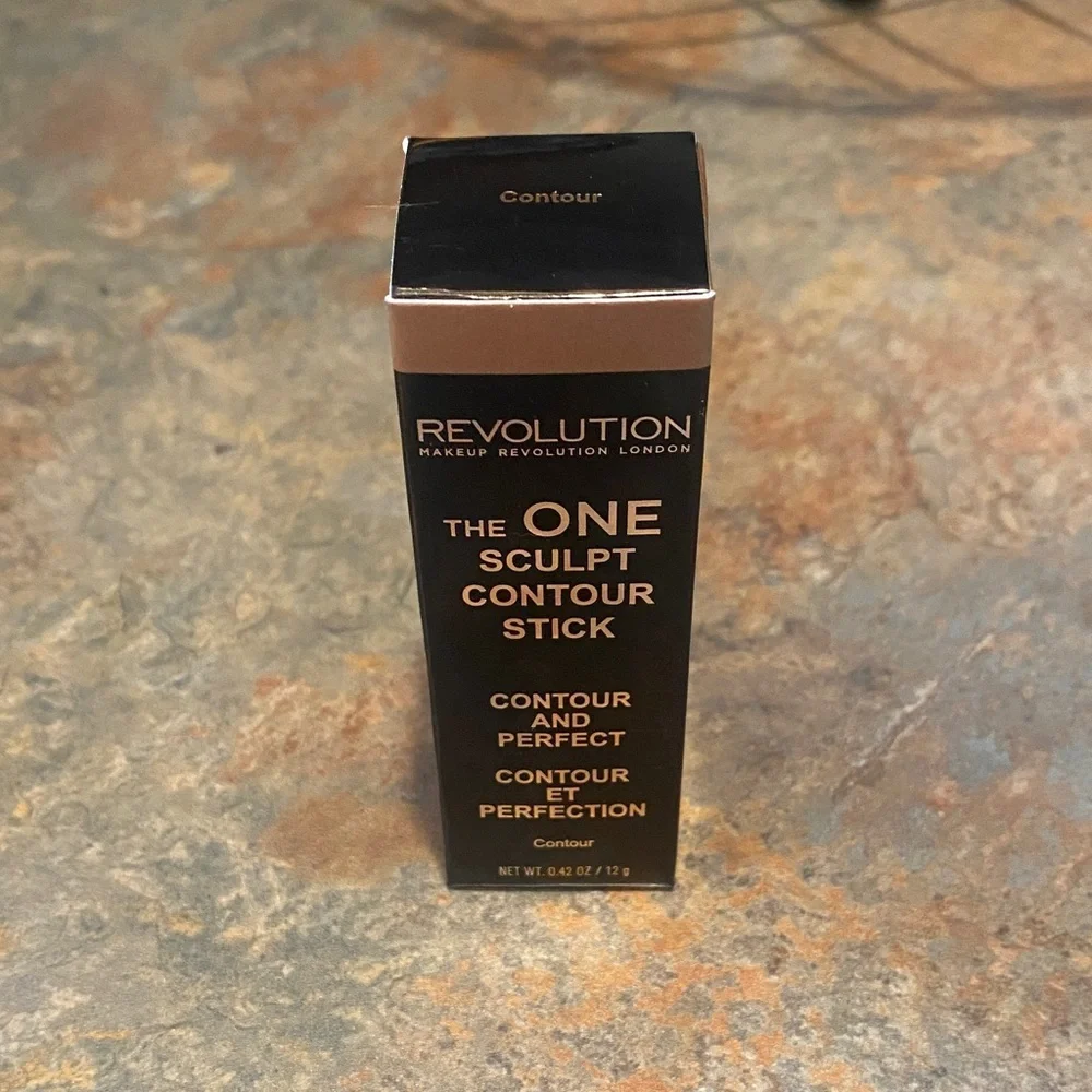 Revolution The One Sculpt Contour Stick NIB